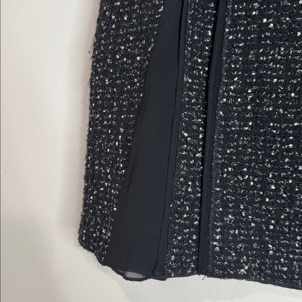 Gerard Darel Black/White Bouclé Tweed Pleated Mini Skirt size EU 40 - Picture 4 of 9